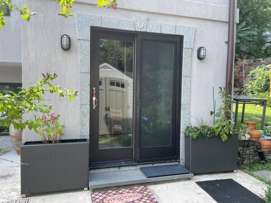 Luxury With Water View - 2 Mini Bedrooms Apartment *